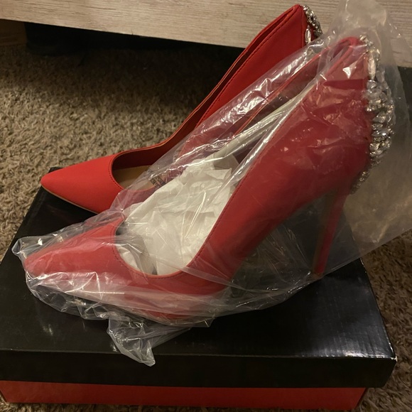 Charlotte Russe “Erin” red heels, size 10 - Picture 3 of 12